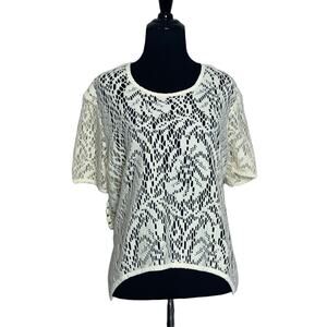 Cream sheer floral short sleeves eyelet blouse size large